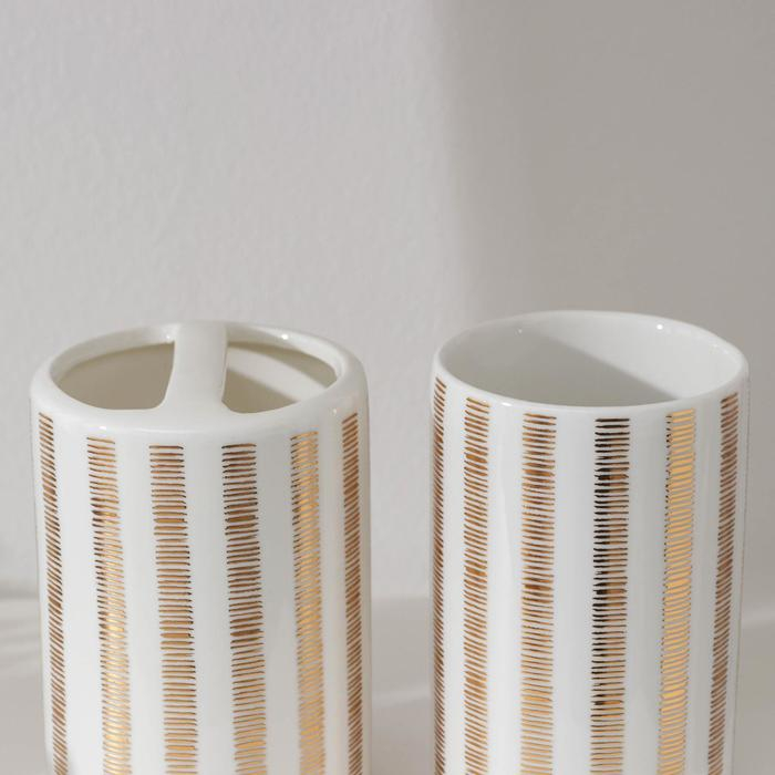 Набор аксессуаров для ванной комнаты «Мокко», 4 предмета (мыльница, дозатор для мыла 450 мл, 2 стакана), цвет белый