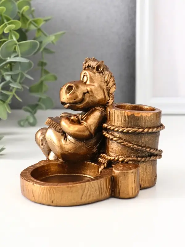 Подсвечник «Конь с книгой», 11×11×10 см, бронза Подсвечник «Конь с книгой», 11×11×10 см, бронза