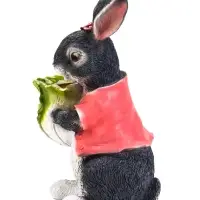 Фигурное кашпо 31 х 18 х 17 см "Зайчик с капустой"