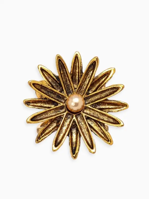 Кольцо для платка &laquo;Цветок Астра&raquo;, белое в чернёном золоте