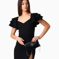 Сумка-клатч женская вечерняя на магните, на длинной цепочке, с декоративным элементом, однотонная, чёрная