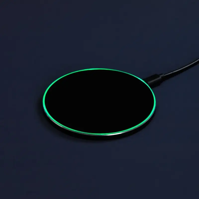 Беспроводное зарядное устройство с подсветкой Lightcore, черное