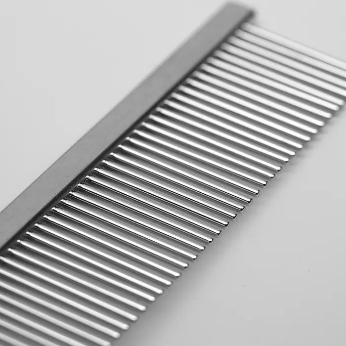 Расчёска для шерсти Wood, 17.5&times;3 см, с деревянной ручкой