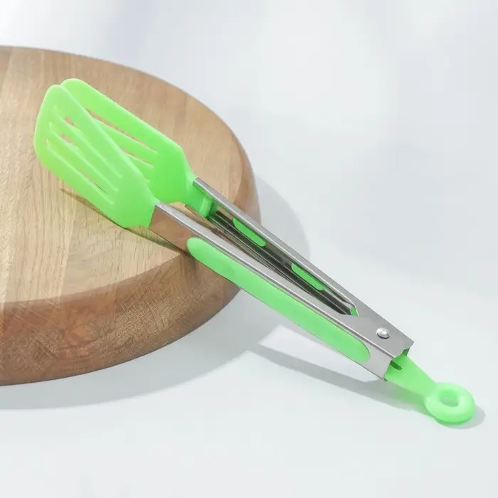 Щипцы кулинарные Доляна «Лопатка», 25×5 см, цвет зелёный Щипцы кулинарные Доляна «Лопатка», 25×5 см, цвет зелёный