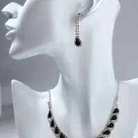 Набор 2 предмета: серьги, колье &laquo;Листопад&raquo;, капли, чёрно-белый в серебре, 45 см