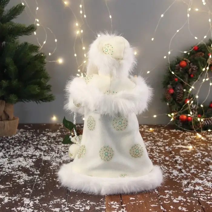 Дед Мороз под ёлку «Зимнее волшебство. В пушистой шубе, с мешком» двигается, 40 см, белый Дед Мороз под ёлку «Зимнее волшебство. В пушистой шубе, с мешком» двигается, 40 см, белый