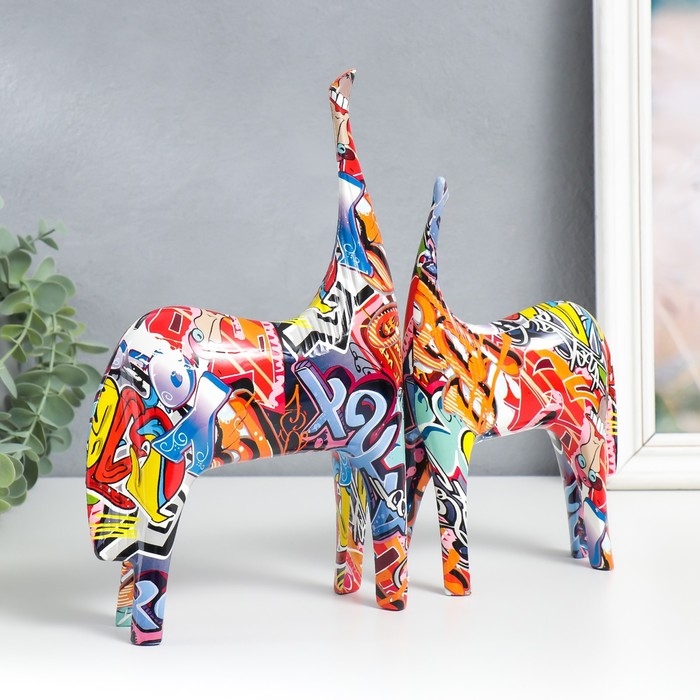 Сувенир полистоун Сувенир полистоун "Кони" граффити набор 2 шт 14х5х21,5; 6х16,3х26,5 см