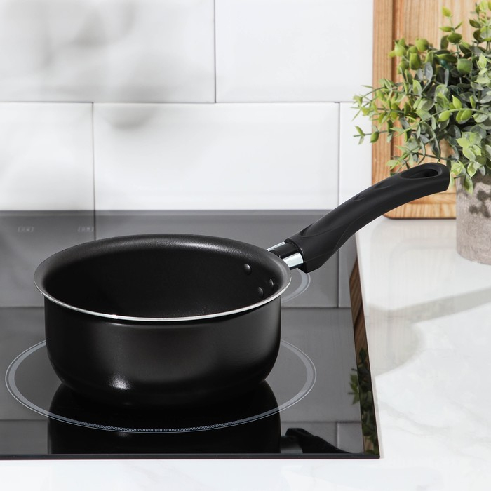 Ковш Consul d=16 см, 1,2 л, антипригарное покрытие, цвет чёрный Ковш Consul d=16 см, 1,2 л, антипригарное покрытие, цвет чёрный