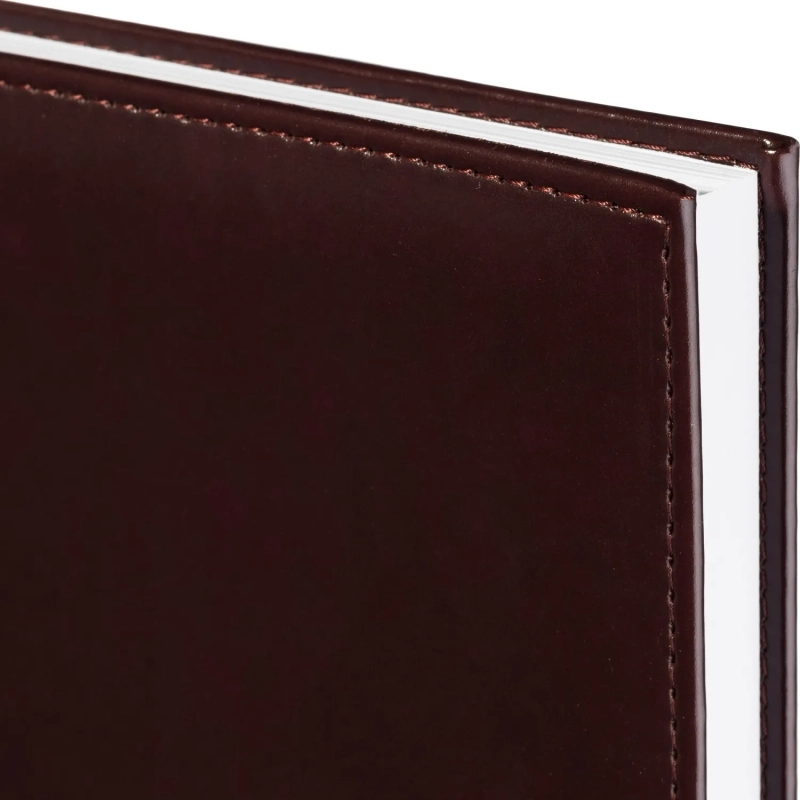 Ежедневник недатированный бордо,А4,202х272мм,176л,АТТАСНЕ КАНЬОН