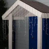 Гирлянда &laquo;Бахрома&raquo; 3&times;0.9 м, IP44, УМС, белая нить, 232 LED, свечение тёплое белое, 220 В