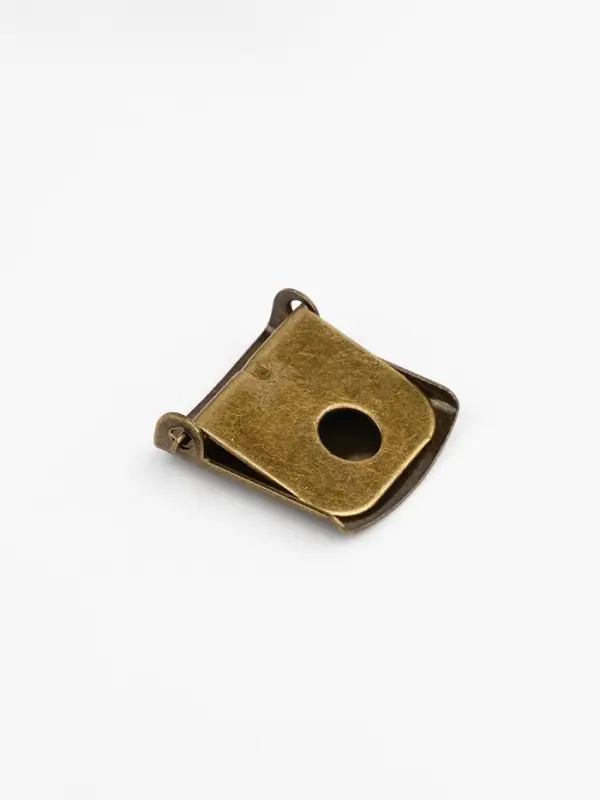 Застёжка для кепки, с люверсом, 2×2 см, цвет бронзовый
