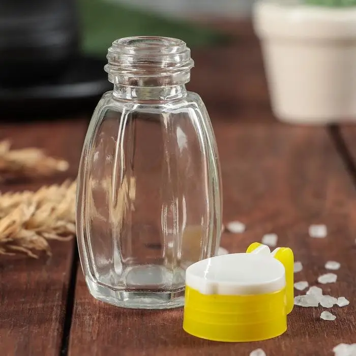 Солонка стеклянная «Яркая», 30 мл, 3,5×7 см, цвет МИКС Солонка стеклянная «Яркая», 30 мл, 3,5×7 см, цвет МИКС