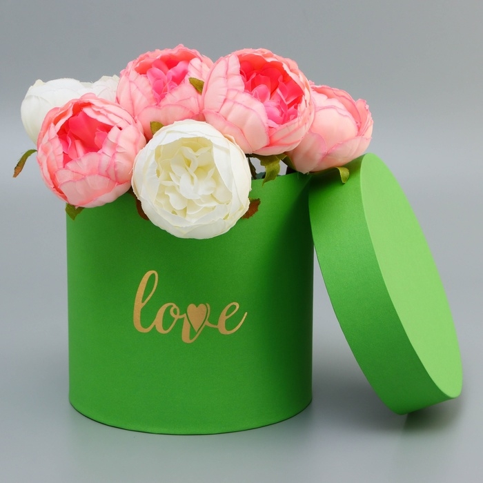Коробка круглая, с тиснением Коробка круглая, с тиснением"Love"салатовая,18*18*18см