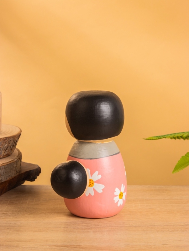 Деревянная кукла кокеши Деревянная кукла кокеши "Юи Комори" 11х9х14 см