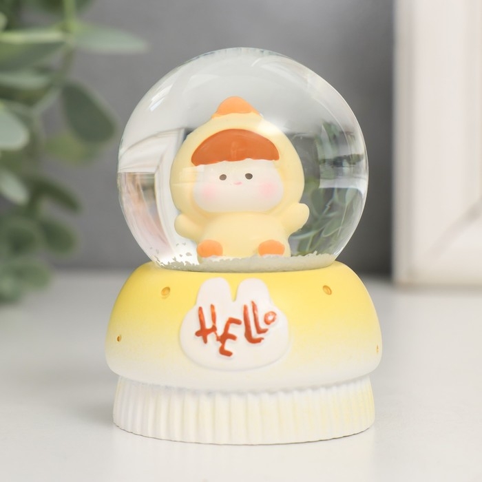 Сувенир полистоун водяной шар свет Сувенир полистоун водяной шар свет "Малыш-пухляш в костюме животного" МИКС 7х5х5 см