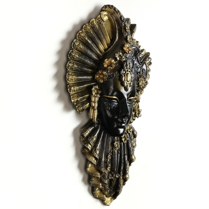 Панно "Маска 1" черное с позолотой, 30см