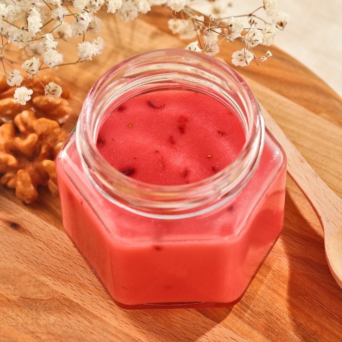 Мёд кремовый «Земляника», с земляникой, 120 г. Мёд кремовый «Земляника», с земляникой, 120 г.