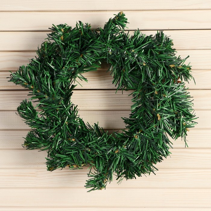 Венок новогодний d-19 см  Венок новогодний d-19 см "Уютная сказка" ягоды шишки