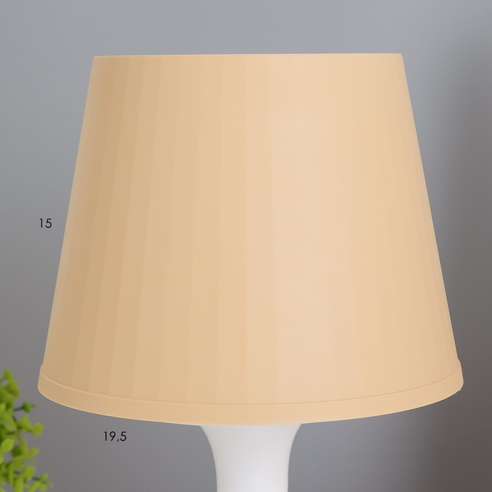 Настольная лампа 1340005 1хE14 15W бежевый d=19,5 высота 28см RISALUX Настольная лампа 1340005 1хE14 15W бежевый d=19,5 высота 28см RISALUX