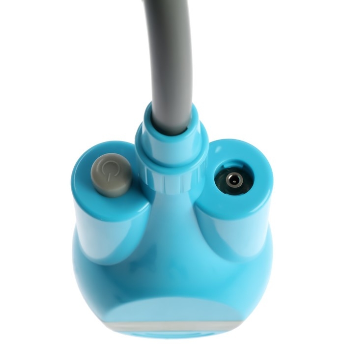 Портативный походный душ ZEIN: лейка, шланг, помпа с USB-кабелем, держатель, крючок Портативный походный душ ZEIN: лейка, шланг, помпа с USB-кабелем, держатель, крючок