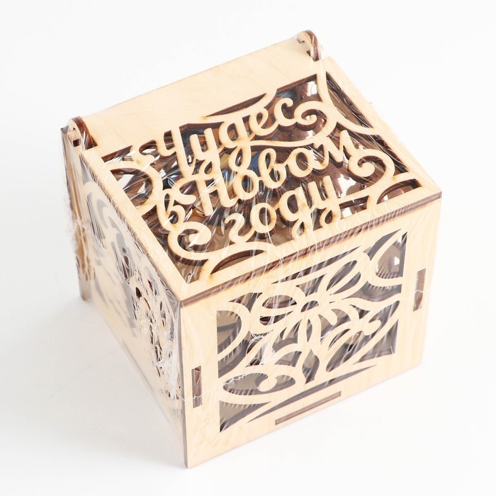 Ёлочные игрушки новогодние &laquo;Новый год: Цветные&raquo;, в деревянной коробке с гравировкой, 6 шт