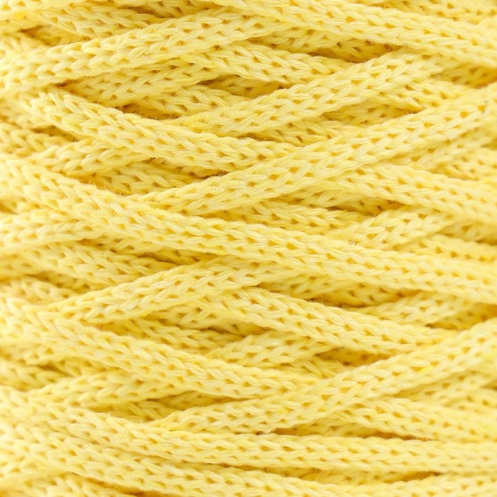Шнур для вязания без сердечника 70% хлопок, 30% полиэстер ширина 3мм 100м/160±10гр (123) Шнур для вязания без сердечника 70% хлопок, 30% полиэстер ширина 3мм 100м/160±10гр (123)