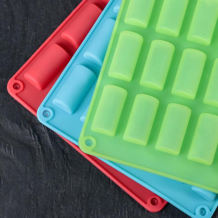 Форма для шоколада Доляна «Батончик», 27,5×17,5 см, 30 ячеек (4×2×1,5 см), цвет МИКС