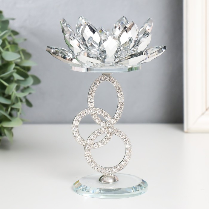 Подсвечник стекло, металл на 1 свечу Подсвечник стекло, металл на 1 свечу "Лотос на кольцах" d-4 см 11,2х9х16,5 см