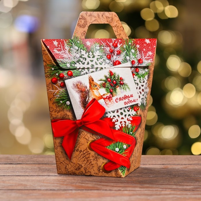 Подарочная коробка Подарочная коробка "Новогодний презент", 19 х 13,5 х 20 см