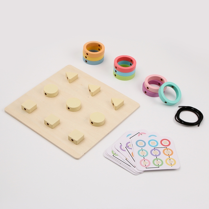 Развивающая игра «Весёлый шнурок» 22,5 × 22,5 × 1 см Развивающая игра «Весёлый шнурок» 22,5 × 22,5 × 1 см