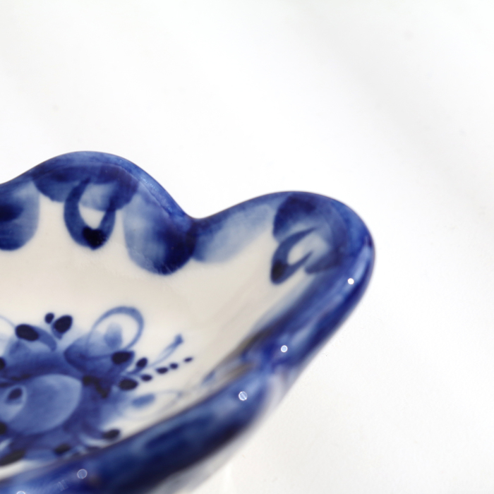 Блюдце для оливок Блюдце для оливок "Дубок", гжель, фарфор, 15х11 см