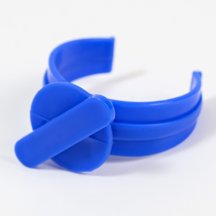 Поилка для грызунов Поилка для грызунов "Пижон", 250 мл, синяя