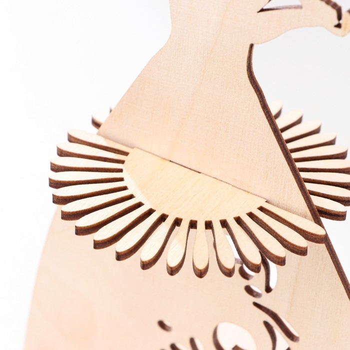 Салфетница Салфетница "Дама с зонтом" 3