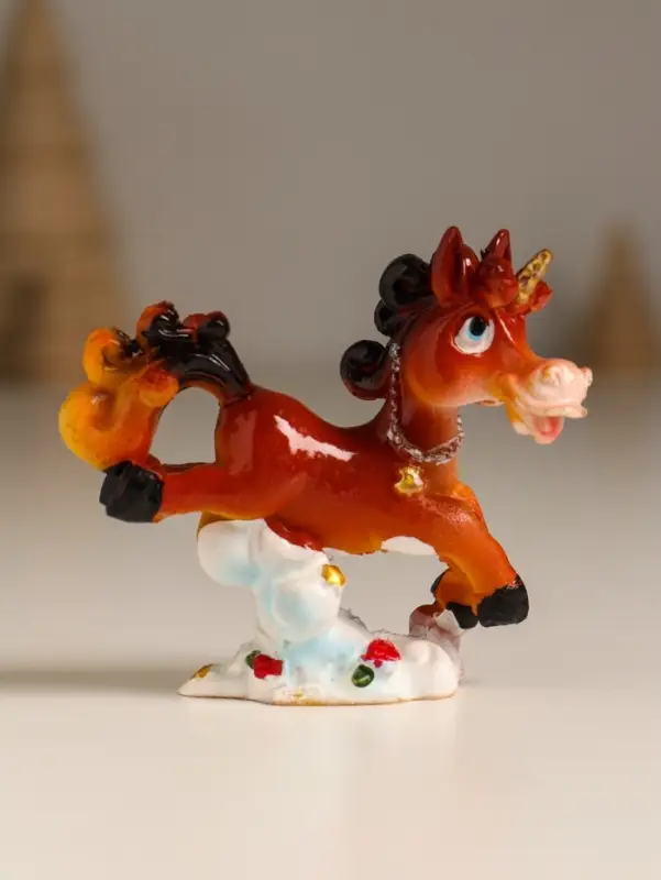 Сувенир полистоун Сувенир полистоун "Лошадка на облачке с розами" МИКС 6,4х2,5х6 см