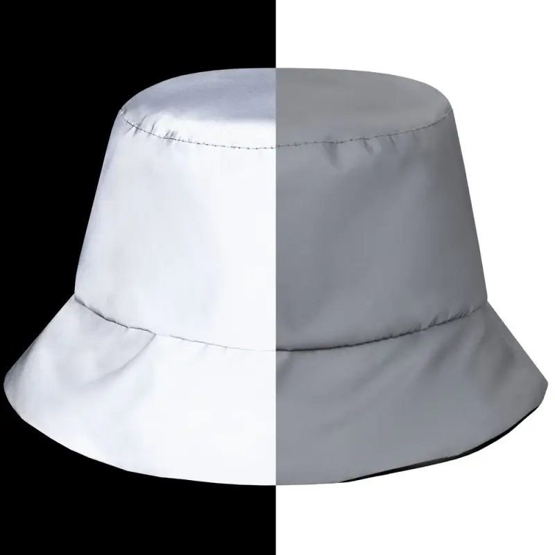 Панама Manifest из светоотражающей ткани, серая Панама Manifest из светоотражающей ткани, серая