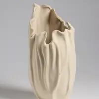 Ваза настольная керамика "Джалис" 22,5х12 см, бежевый Ваза настольная керамика "Джалис" 22,5х12 см, бежевый