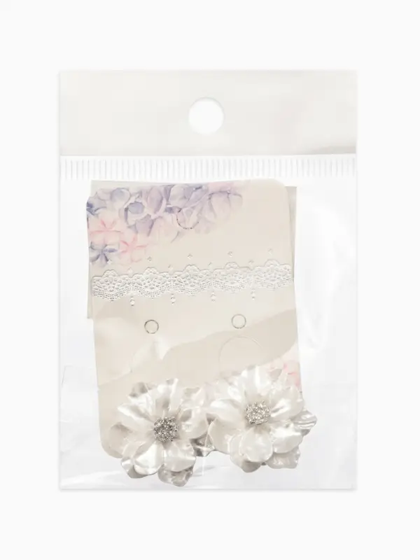 Клипсы Клипсы "Цветочки" цвет белый в серебре