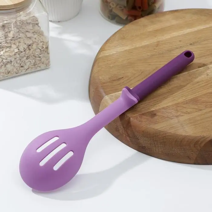 Ложка кулинарная с прорезями Доляна «Мегара», 29 см, цвет фиолетовый Ложка кулинарная с прорезями Доляна «Мегара», 29 см, цвет фиолетовый