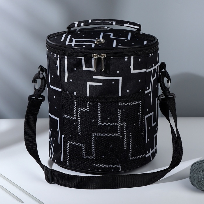 Сумка-футляр «Геометрия», 2 люверса, d = 21 × 23 см, цвет разноцветный Сумка-футляр «Геометрия», 2 люверса, d = 21 × 23 см, цвет разноцветный