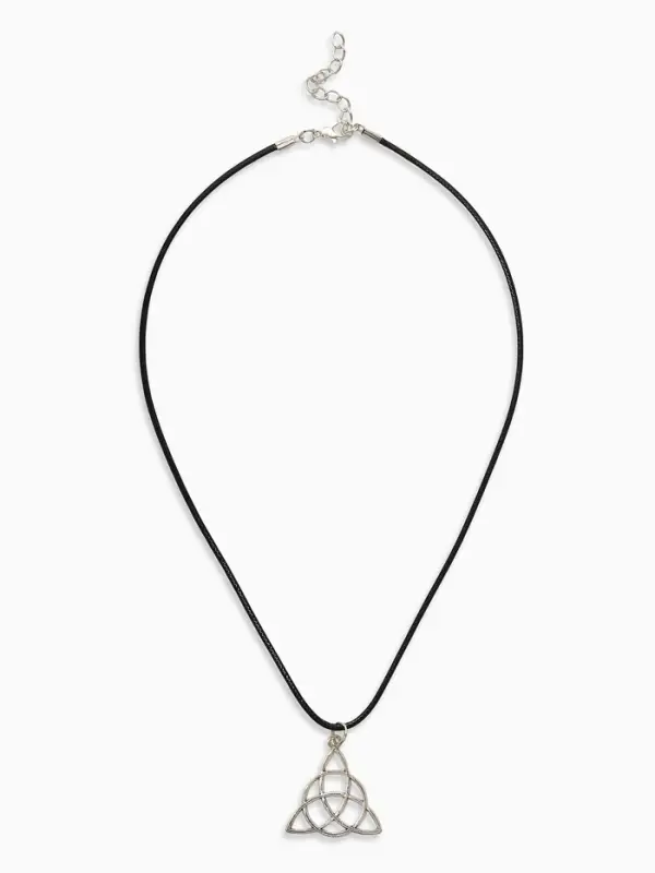 Кулон на шнурке &laquo;Трилистник&raquo;, цвет чернёное серебро на чёрном шнурке, 42 см