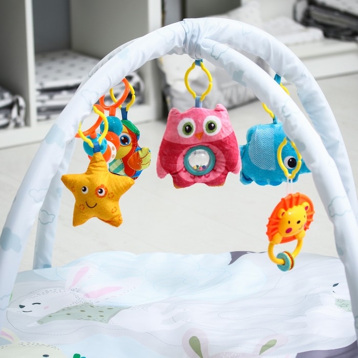 Развивающий коврик с дугами «Зайчики», 73x48 см. Развивающий коврик с дугами «Зайчики», 73x48 см.