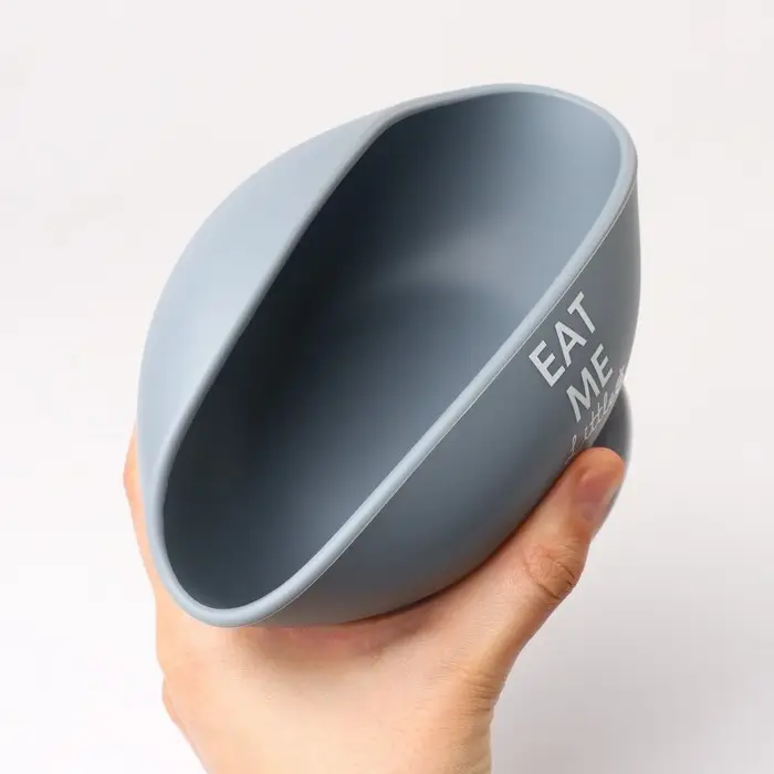 Тарелка детская на присоске 350мл., M&B, 12х12х8, силикон, серый