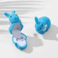 Футляр под серьги, кольцо &laquo;Кролик&raquo;, бархатный, 5.7&times;4.5 см, бирюзовый