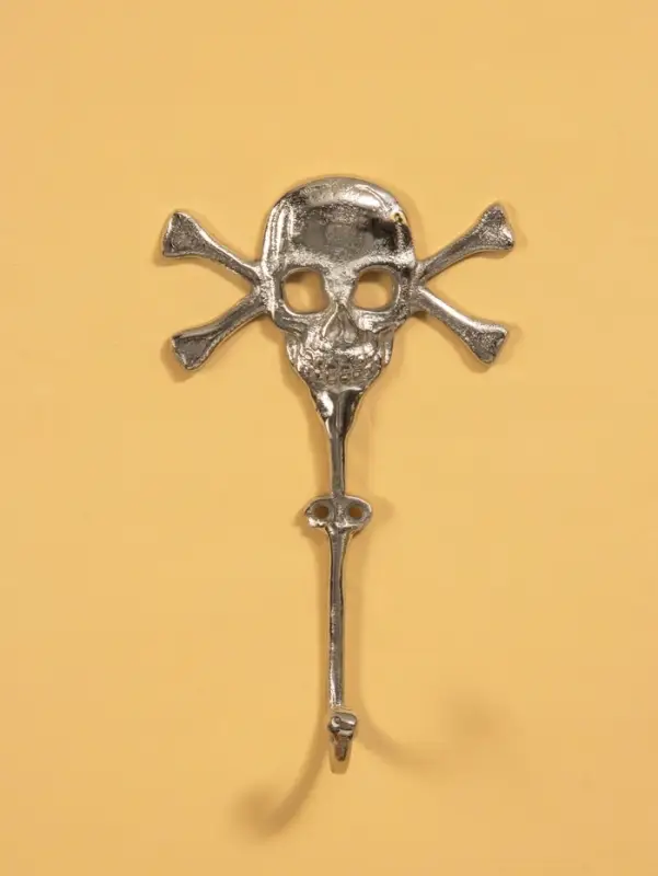 Крючок настенный Крючок настенный "Весёлый Роджер" 23х14х5 см, алюминий, цв. серебро