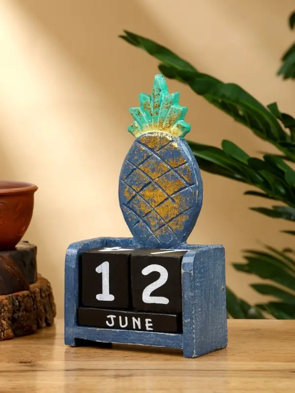 Календарь настольный «Ананас», 10.5×5.5×19.5 см, дерево, сине-зелёный