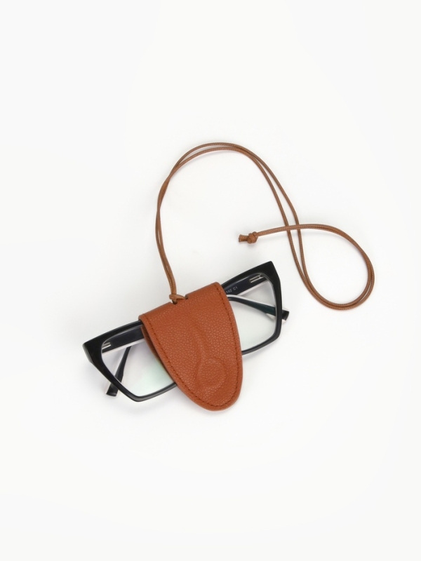 Держатель для очков на шею, шнурок  88 см, 4.5 х 7 см, коричневый Держатель для очков на шею, шнурок  88 см, 4.5 х 7 см, коричневый