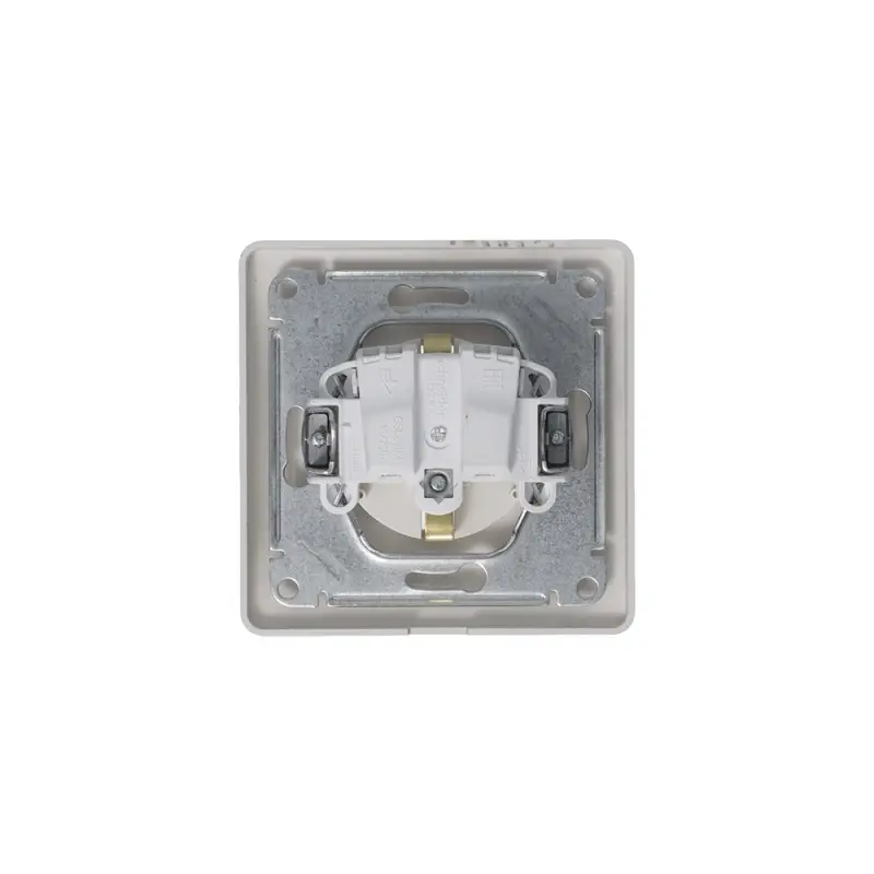GLOSSA розетка с заземлением со шторками с крышкой в сборе IP44 платина