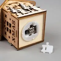 Ёлочная игрушка &laquo;Домик с детьми&raquo;, 8&times;4&times;4 см, от батареек, свечение тёплое белое