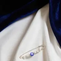 Булавка-оберег &laquo;От сглаза&raquo;, 6 см, бело-синяя в серебре