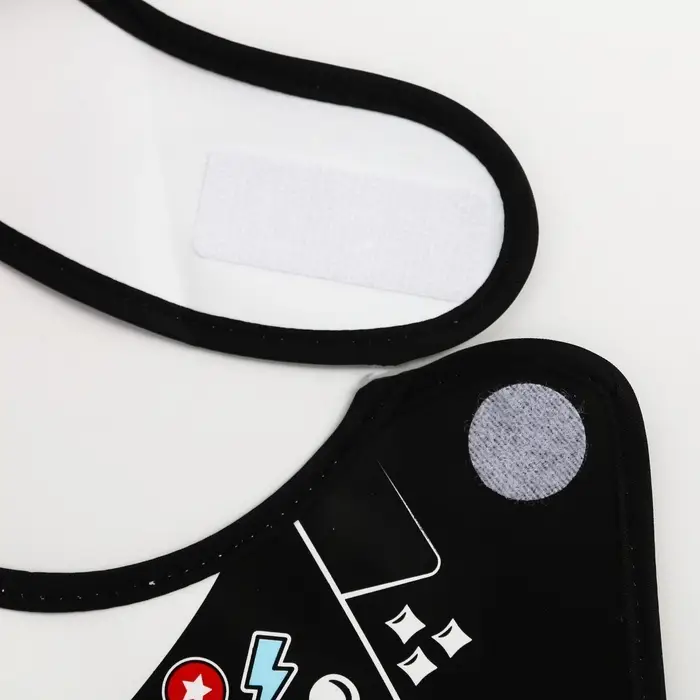 Нагрудник для кормления M&B &laquo;Rock star&raquo; непромокаемый на липучке, с карманом